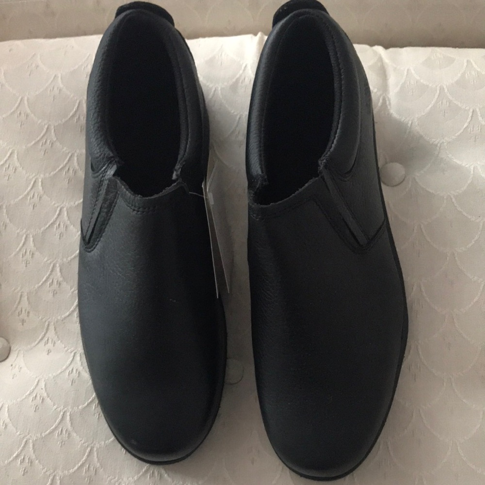B.A. Mason-Work America Men’s Work Slip-On’s